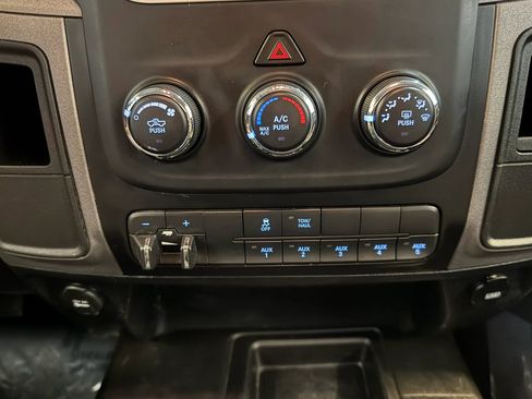 Used 2016 RAM 3500 Tradesman w/ Power & Remote Entry Group AWD/4WD image 15