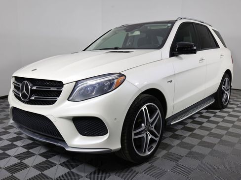 Used 2018 Mercedes-Benz GLE 43 AMG 4MATIC image 4