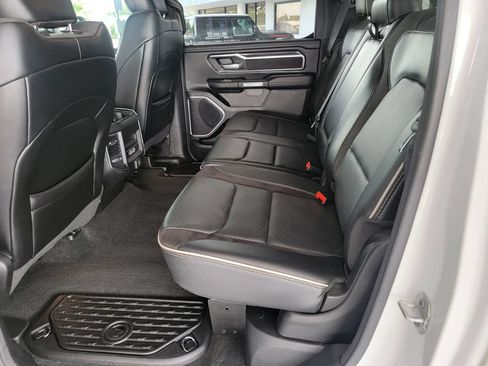 Used 2023 RAM 1500 Laramie AWD/4WD image 12