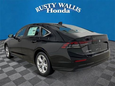 New 2025 Honda Accord LX image 5