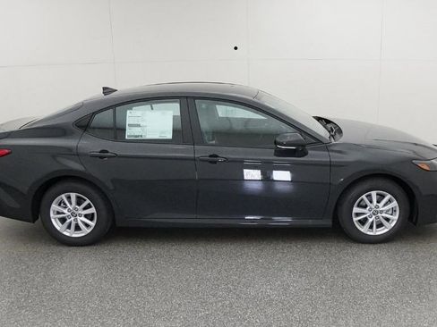 New 2026 Toyota Camry LE image 25