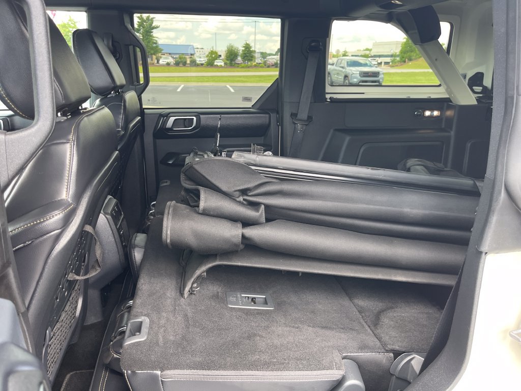 Used 2025 Ford Bronco Badlands AWD/4WD image 15