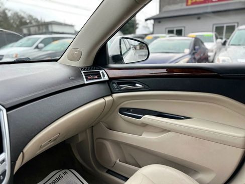 Used 2013 Cadillac SRX Premium image 14