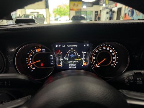 Used 2021 Jeep Wrangler Unlimited Sport AWD/4WD image 27