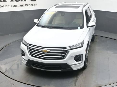 Used 2023 Chevrolet Traverse Premier w/ LPO, Floor Liner Package AWD/4WD image 47