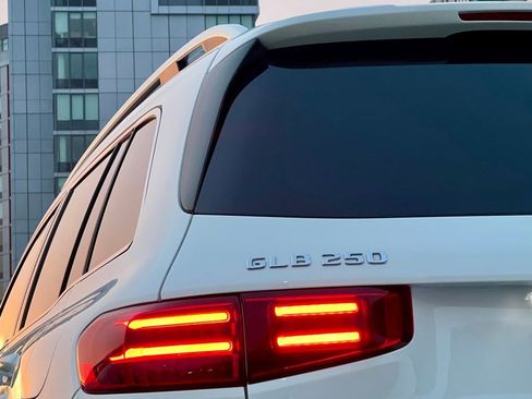 Certified 2026 Mercedes-Benz GLB 250 4MATIC image 12