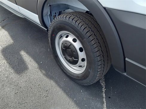 New 2026 Ford Transit 350 XL image 10