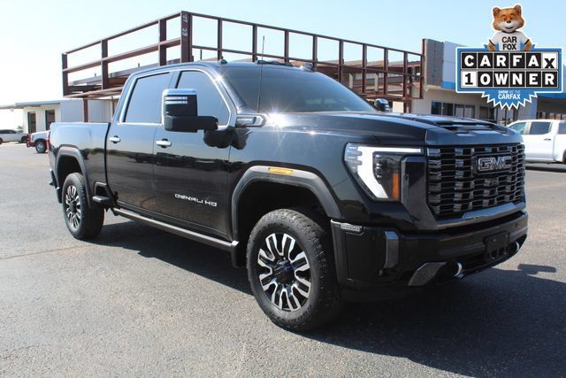 Used 2024 GMC Sierra 2500 Denali Ultimate w/ Max Trailering Package AWD/4WD image 1