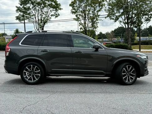 Used 2018 Volvo XC90 T6 Momentum w/ Protection Package Plus AWD/4WD image 3