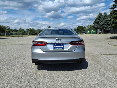 Used 2023 Toyota Camry LE image 6