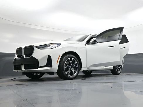 Used 2026 BMW X3 xDrive30 w/ M Sport Package image 42