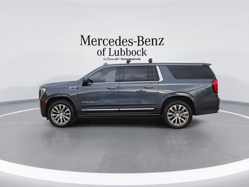 Used 2021 GMC Yukon XL Denali w/ Denali Premium Package AWD/4WD image 5