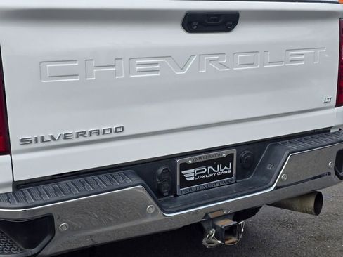 Used 2022 Chevrolet Silverado 2500 LT w/ Convenience Package AWD/4WD image 14