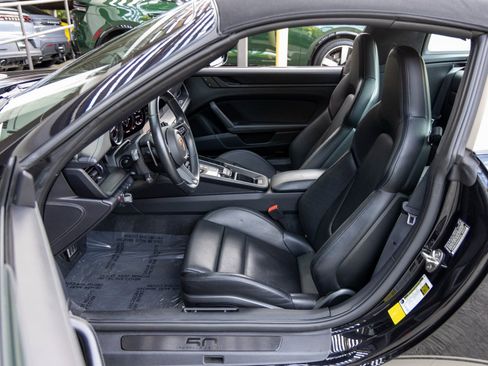 Certified 2022 Porsche 911 50th Anniversary Edition image 27