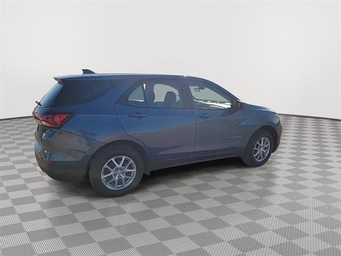Used 2024 Chevrolet Equinox LS w/ Driver Confidence II Package image 8