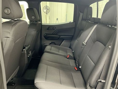 Used 2024 Chevrolet Colorado Trail Boss w/ Advanced Trailering Package image 23