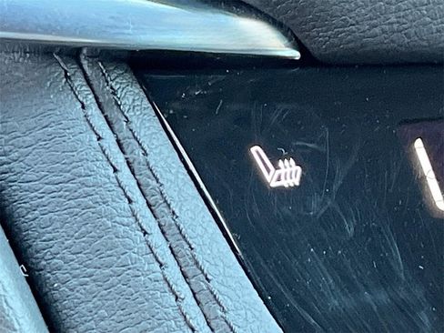 New 2025 Cadillac XT6 Luxury image 20