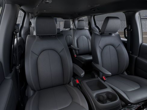 New 2027 Chrysler Pacifica Select AWD/4WD image 18