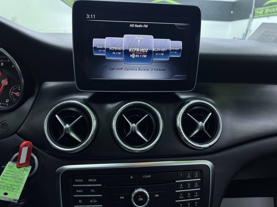 Used 2019 Mercedes-Benz CLA 250 4MATIC image 21