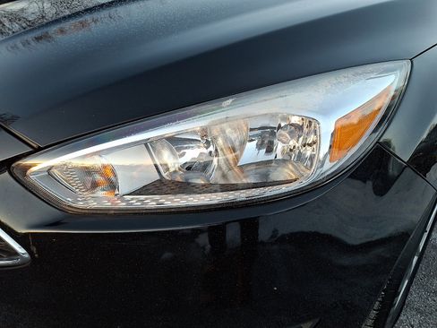 Used 2016 Ford Focus SE image 29