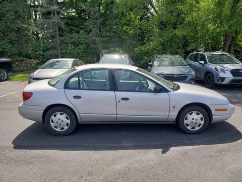 Used 2000 Saturn S-Series SL1 FWD image 2