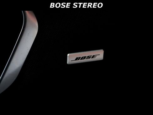 Used 2025 Chevrolet Suburban LT w/ Comfort Package image 24