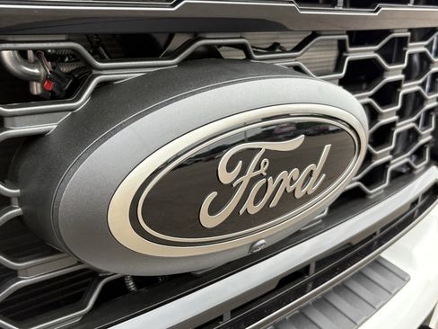 New 2026 Ford F350 Lariat w/ Black Appearance Package image 9