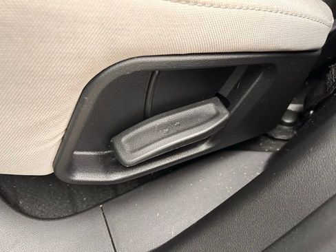 Used 2025 Hyundai Tucson SE AWD/4WD image 36