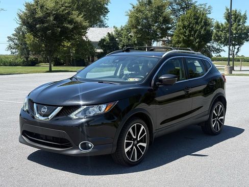 Used 2017 Nissan Rogue Sport SL w/ SL Premium Package AWD/4WD image 5