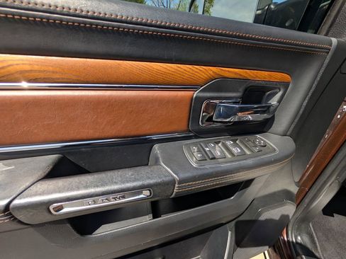 Used 2015 RAM 1500 Laramie Longhorn AWD/4WD image 15