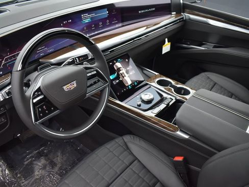 Certified 2026 Cadillac Escalade Platinum Sport w/ LPO, ONYX Package image 12