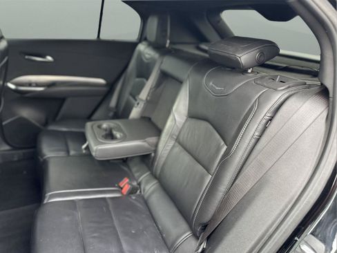 Used 2020 Cadillac XT4 Premium Luxury FWD image 12