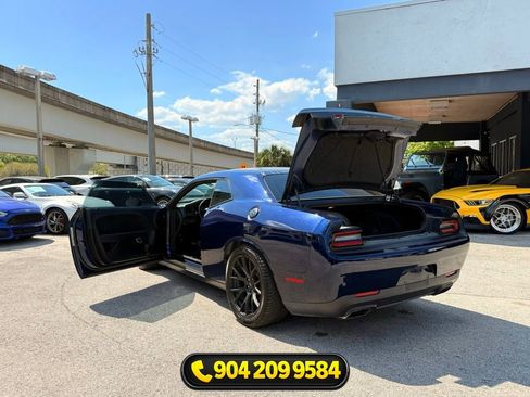 Used 2017 Dodge Challenger R/T Scat Pack RWD image 25