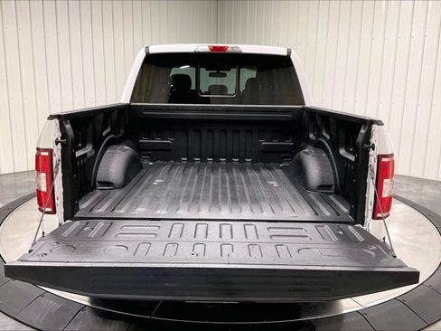 Used 2018 Ford F150 XLT w/ Equipment Group 302A Luxury AWD/4WD image 38