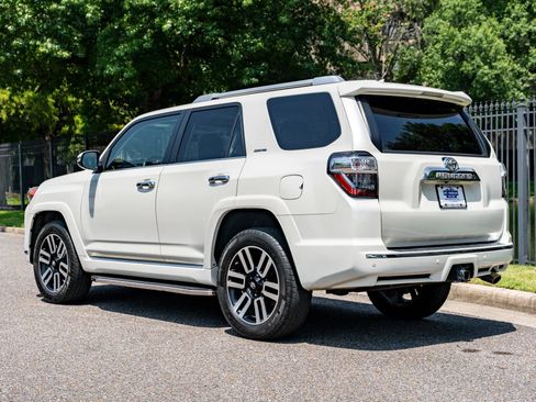 Used 2015 Toyota 4Runner Limited AWD/4WD image 8