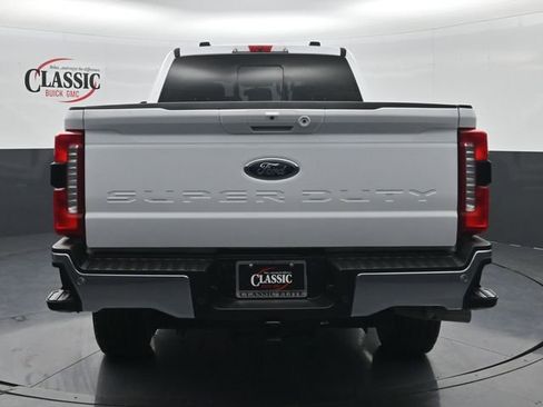 Used 2024 Ford F250 Lariat image 8