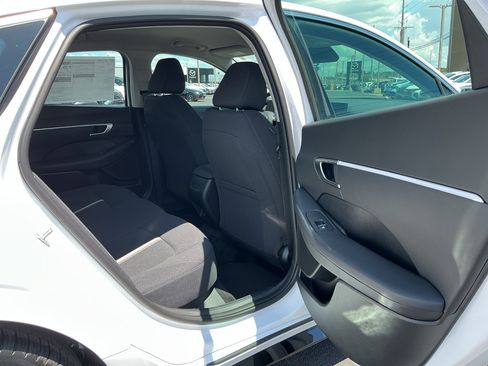 New 2026 Hyundai Sonata SEL FWD image 9