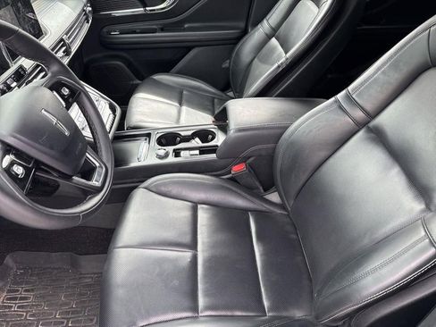 Used 2022 Lincoln Corsair AWD w/ Equipment Group 101A image 11