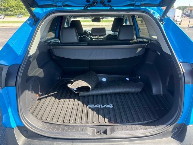 Used 2019 Toyota RAV4 XLE Premium w/ Advanced Technology Package FWD image 19
