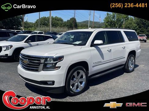 Used 2017 Chevrolet Suburban LT RWD image 1