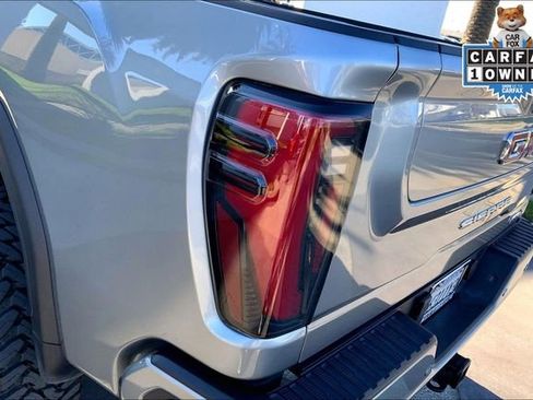 Used 2024 GMC Sierra 2500 AT4 w/ AT4 Premium Plus Package image 29