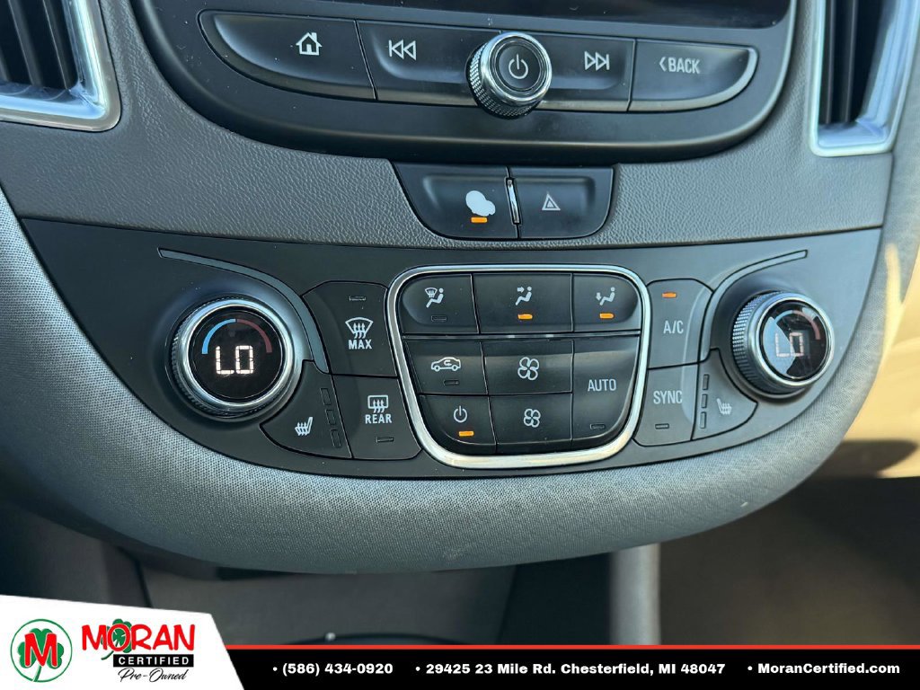 Used 2020 Chevrolet Malibu LT FWD image 23