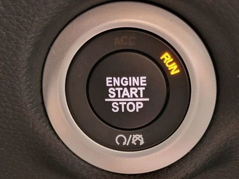 New 2026 Chrysler Pacifica Select AWD/4WD image 7