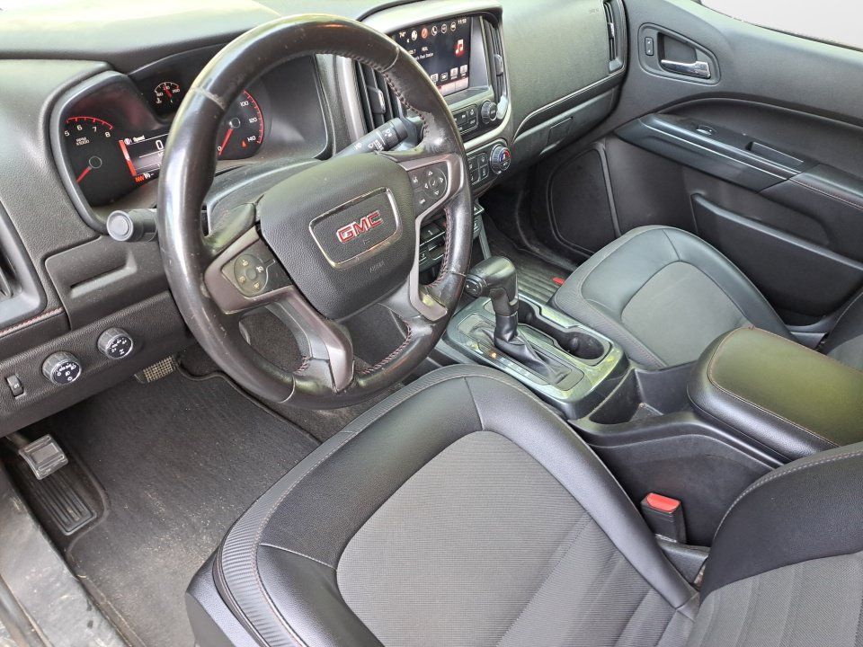Used 2016 GMC Canyon SLE w/ All Terrain Package AWD/4WD image 9