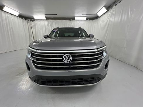 Used 2025 Volkswagen Atlas SE AWD/4WD image 38