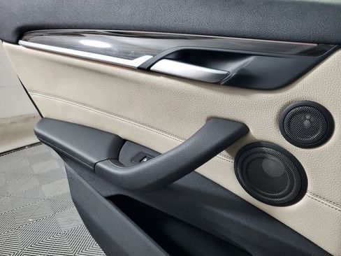 Used 2017 BMW X1 xDrive28i image 16