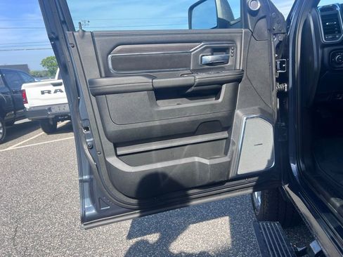 Used 2026 RAM 2500 Laramie AWD/4WD image 11