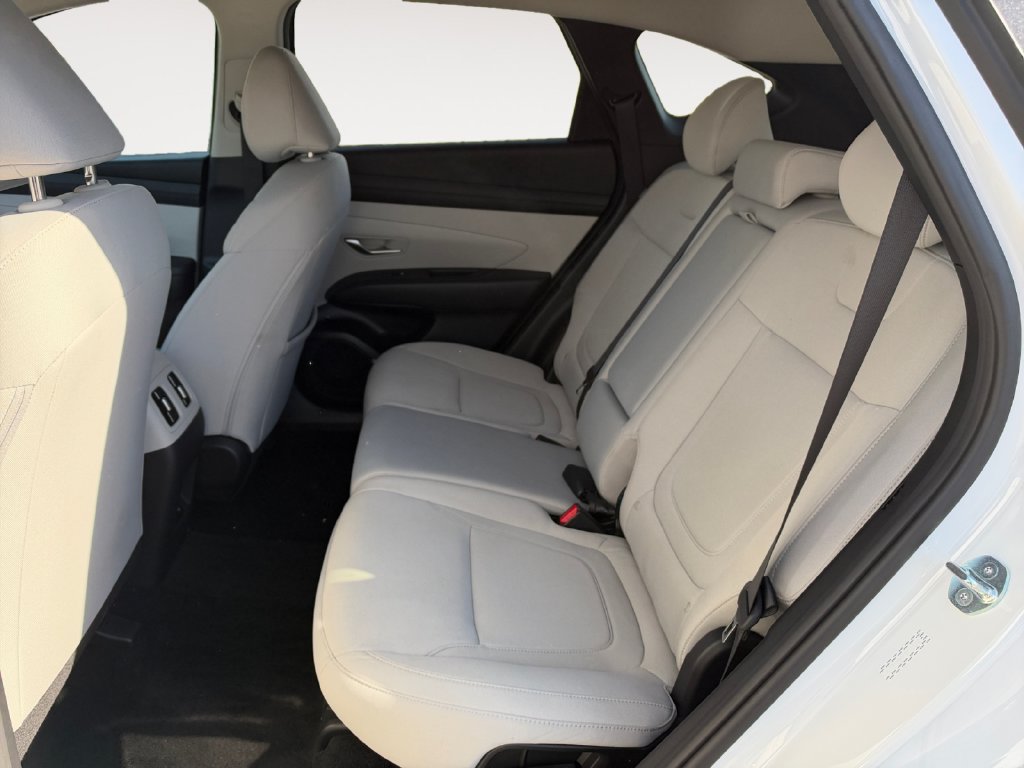 Used 2025 Hyundai Tucson SEL AWD/4WD image 13