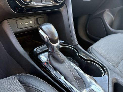 Used 2021 Buick Encore GX Select w/ Sport Touring Package image 19