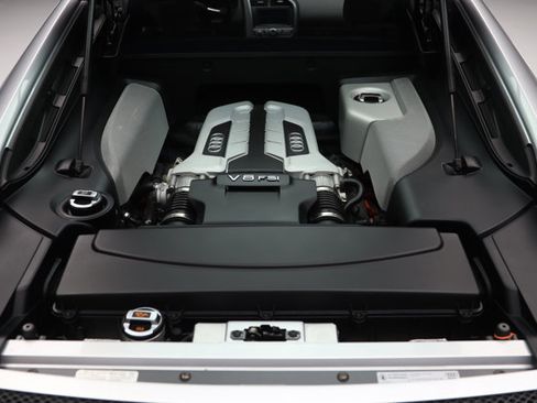 Used 2009 Audi R8 V8 image 36